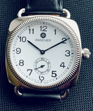 Wancher automatic with display back
